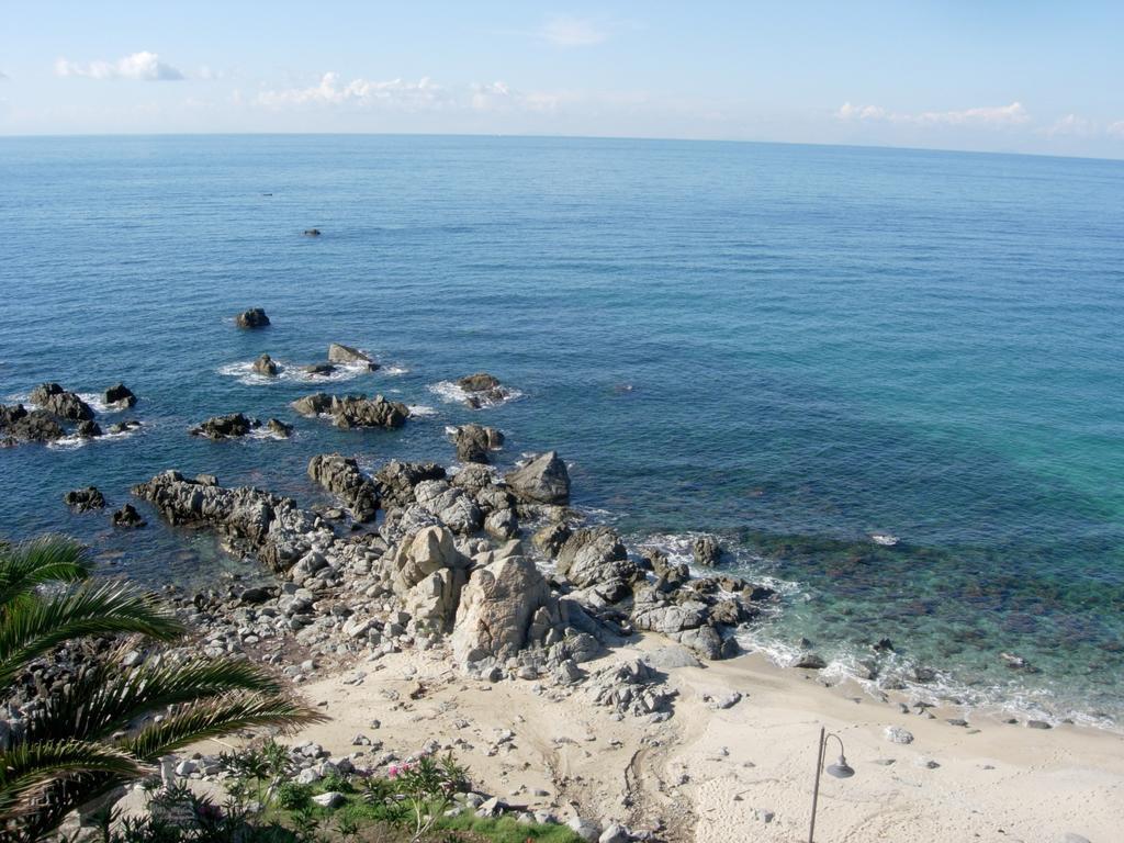 Le Casette Sul Mare Capo Vaticano Εξωτερικό φωτογραφία